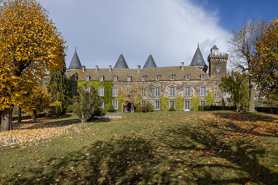 Visite Guidée Du Château Du Sailhant À Andelat (15)