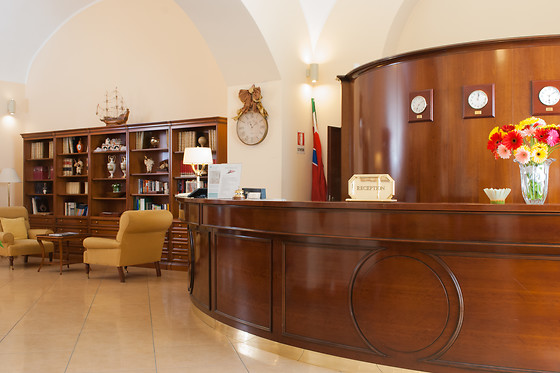 Le Cheminée Hotel - photo 7