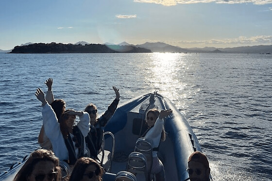 Croisière en bateau vers la grotte de la Mala au départ de Nice