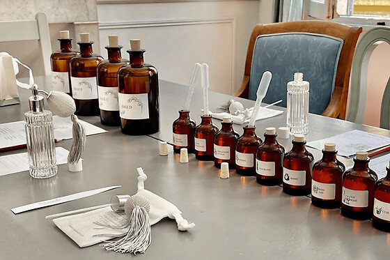 Atelier création d'une eau de parfum à Aix-en-Provence (13)