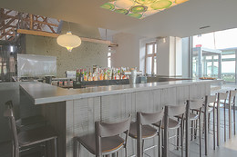 D-Hotel