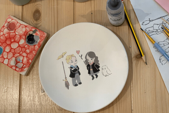 Atelier parent / enfant peinture sur céramique à Paris 14ème