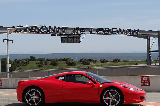 Pilotage de Ferrari