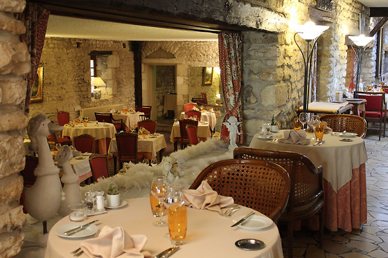 Château de Périgny - photo 18