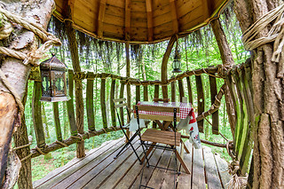 Un séjour à 2 à L'Arbre à Cabane à Guyonvelle (52)