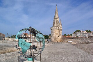 Une partie d’escape game outdoor en groupe - Escape the City - La Rochelle (17)