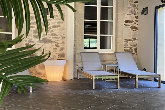 Un accès au hammam, sauna et bains à remous à la Résidence Appart Hôtel le 1837 à Saint-Affrique (12)