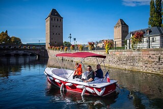 Navigation sur un bateau électrique pour un groupe - Marin d'eau douce - Strasbourg (67)