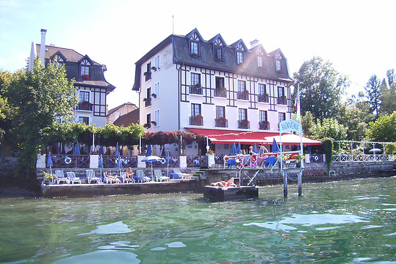 Un repas en duo à l'Hôtel Les Cygnes à Évian-les-Bains (74)