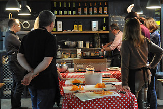 Un cours de cuisine à Joe Le Cooker à Sète (34)