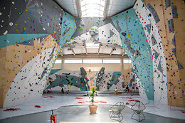 Climb Up Aubervilliers