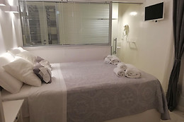 White Room Garibaldi