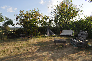 Séjour pour 2 sous yourte à La Petite Tanière de Loups à La Tagnière (71)