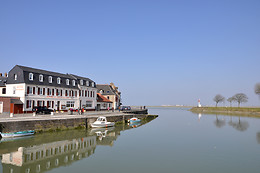 PORT ET DES BAINS