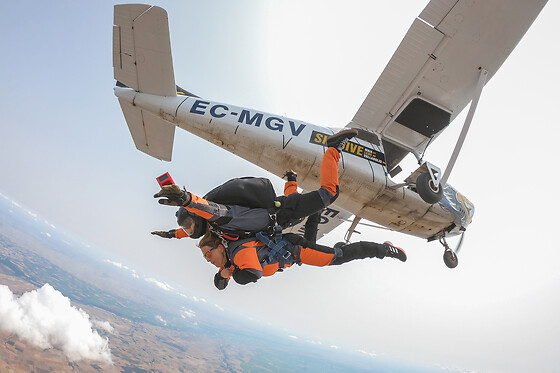 SKYDIVE LEÓN - photo 1