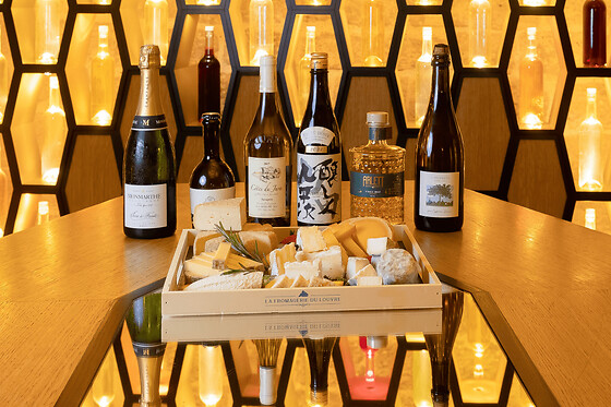 Dégustation fromages & accords improbables aux Caves du Louvre