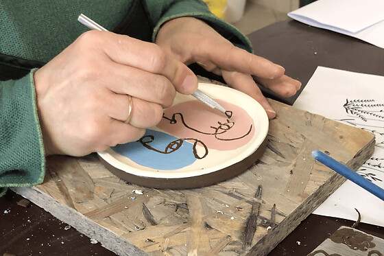 Atelier de décoration sur céramique à Nantes (44)
