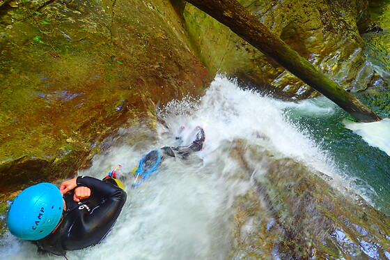 Outdoor canyoning - photo 0