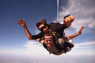 Saut en parachute en tandem - Espace chute libre - La Réole (33)