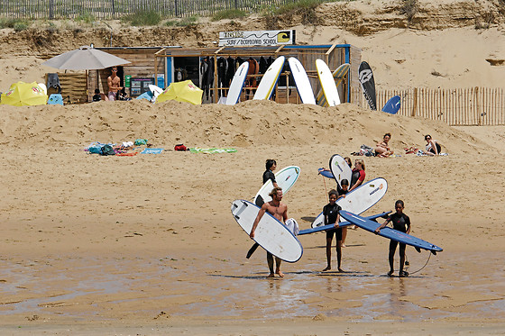 Inside Surf School - photo 8