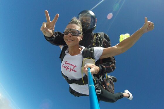 Saut en parachute - Auvergne chute libre - Charmeil (03)