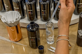 Atelier Découverte création de parfum à Cannes (06)