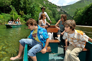 Descente en barque des Gorges du Tarn (48)