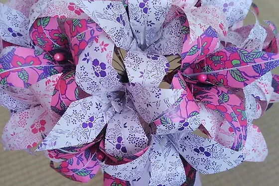 Atelier création de bouquet de fleurs en origami à Metz (57)