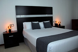 HOTEL BLU TORRE DE SEVILLA