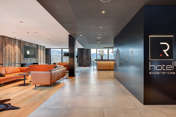R hotel experiences - photo 12