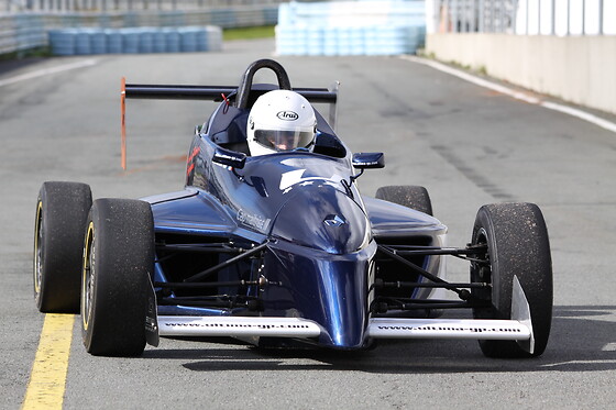Stage de pilotage en monoplace Renault - Ultima GP - Circuit de Trappes (78)