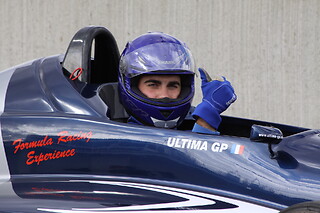 Stage de pilotage en monoplace Renault - Ultima GP - Circuit de Trappes (78)