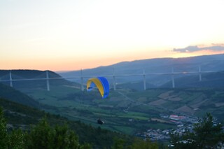 Baptême de voltige acrobatique en parapente - Tête à l'envAIR - Millau (12)