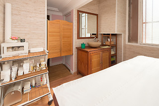 Manucure bien-être chez Diane Beauté à Enghien-Les-Bains (95)