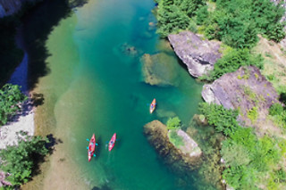 Descente en canoë et kayak pour 3 - Canoë 2000 - La Malène (48)