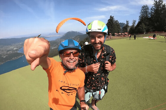 Vol Prestige en parapente au-dessus du lac d'Annecy (74)