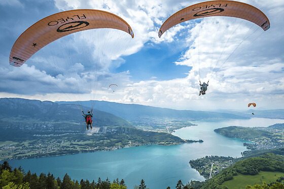 Vol Prestige en parapente au-dessus du lac d'Annecy (74)