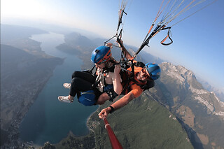 Vol Découverte en parapente au-dessus du lac d'Annecy (74)