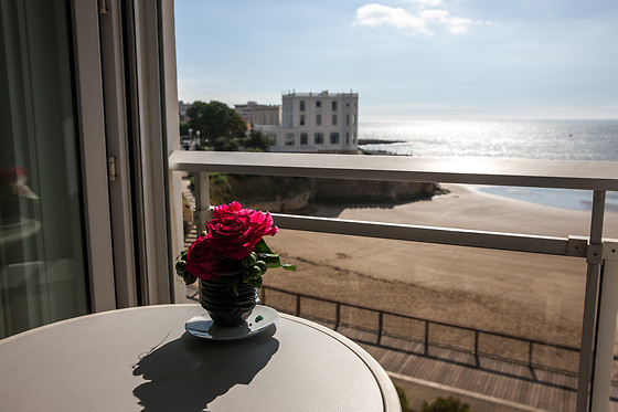 Hotel The Originals Royan Miramar - photo 4