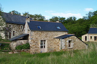 Séjour en yourte pour 4 au Domaine du Bois Davy au Thoureil (49)