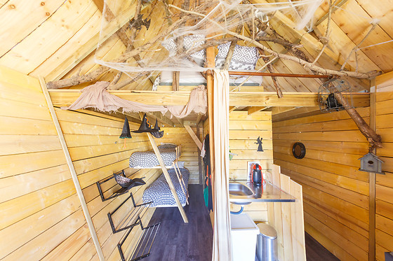 Une nuit en maison magique en duo chez L'Insolite Voyage à Trignac (44)