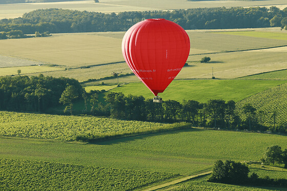 Vol privé en Montgolfière au-dessus du Château de Saumur (49) - Vol VIP - 3 personnes - Semaine