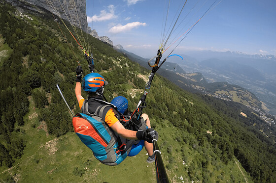 Vol en Parapente à Lumbin (38)