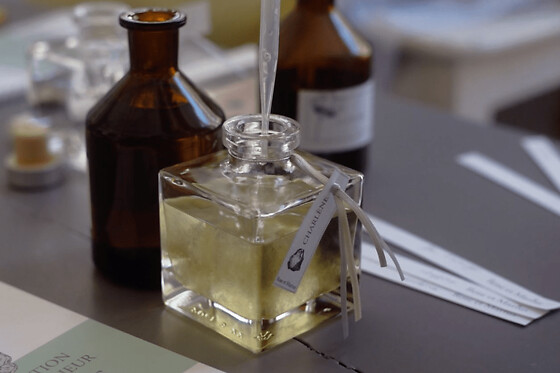 Atelier création de parfum d'intérieur à Aix-en-Provence (13)