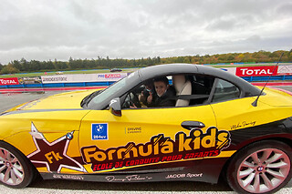 Stage de Pilotage Enfant en BMW M2 en Vendée (85) - BMW M2 circuit de Fontenay-le-Comte - 10 Tours