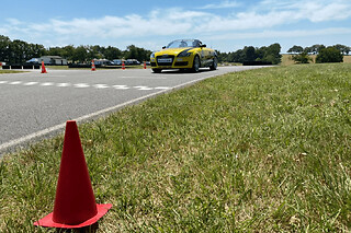 Stage Pilotage Enfant en Audi TT à Dreux (28) - Audi TT circuit de Dreux - 2 Tours