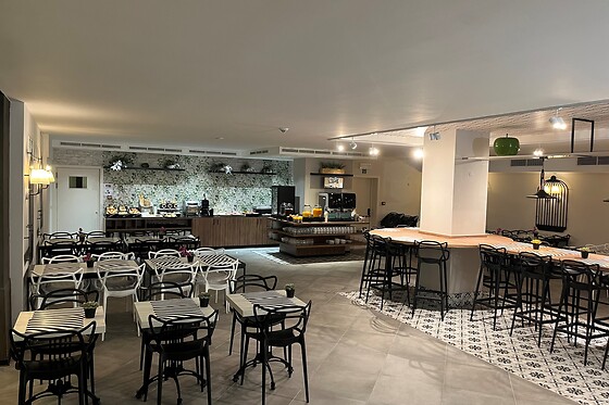 Floris Hotel Arlequin - photo 11