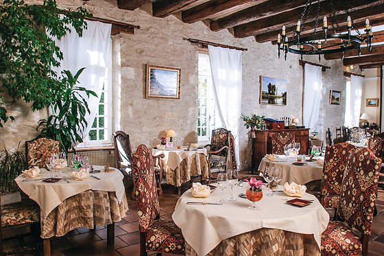 Un repas pour 2 à l'Auberge de Tavel à Tavel (30)