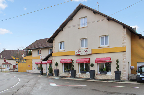 Repas pour 2 au Restaurant Mon Plaisir à Chamesol (25)
