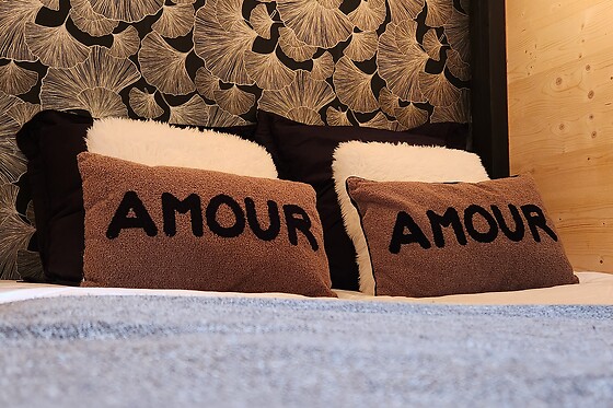 Séjour gourmand pour deux en roulotte au Cocon d'amour à Saint-Jean-d'Elle (50)